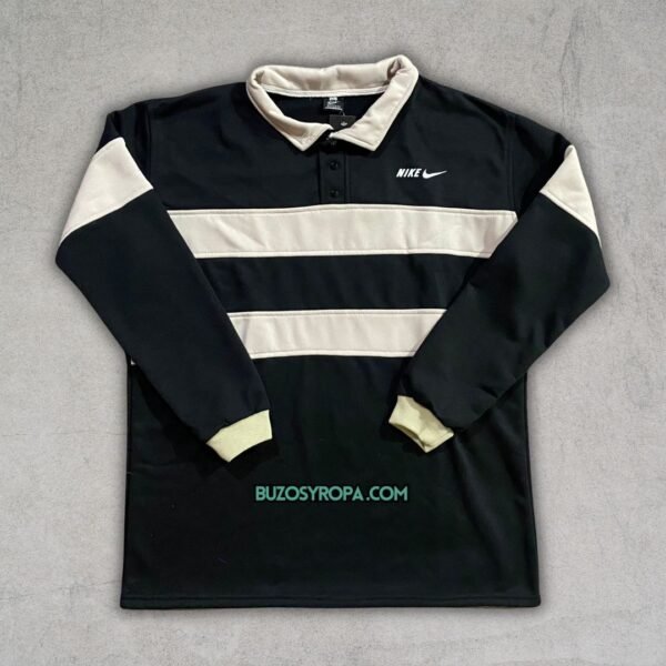 Buzo con cuello polo