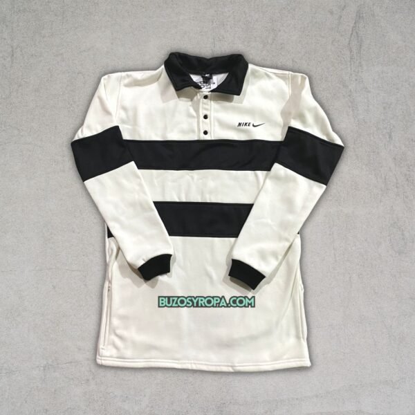 Buzo con cuello polo